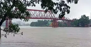 দেশের ৬ জেলার ৫ নদীর পানি বিপৎসীমার ওপরে